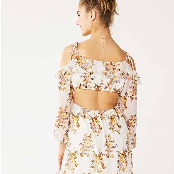 NWT Cold Shoulder Floral Dress by Rewind, size S - Picture 2 of 2